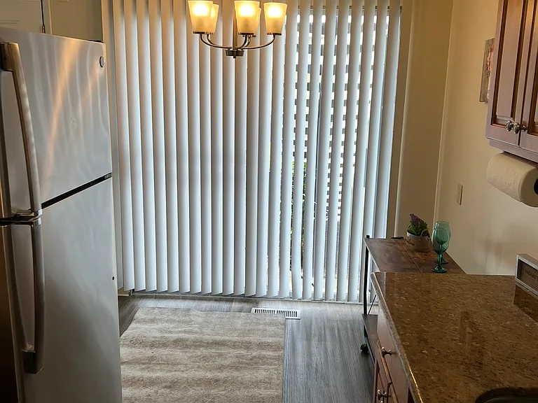 5900 Jefferson Ave — Photo 14