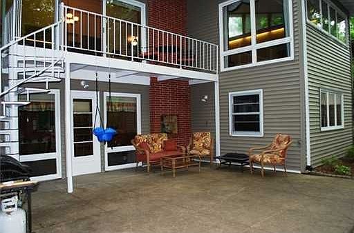 3rd image of 1349 Norwood Dr SE