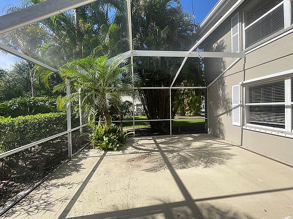 4th image of 3249 SW Sunset Trace Cir