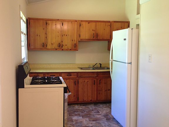 2nd image of 2762 Mildred Pl SE