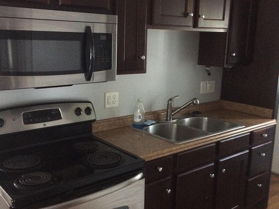 1st image of 2213 29th Ave S #B