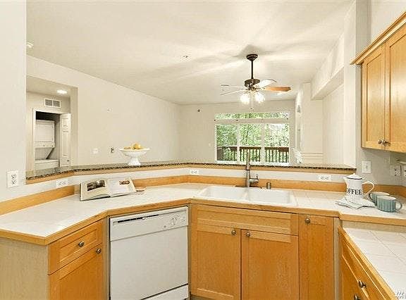 4th image of 9229 122nd Ct NE #C13