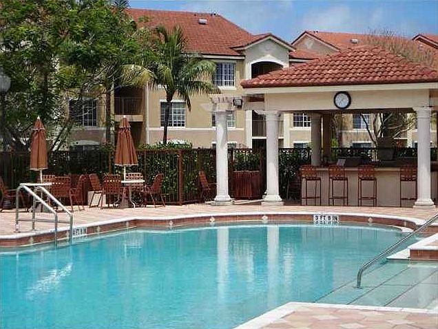 1st image of 503 Villa Cir