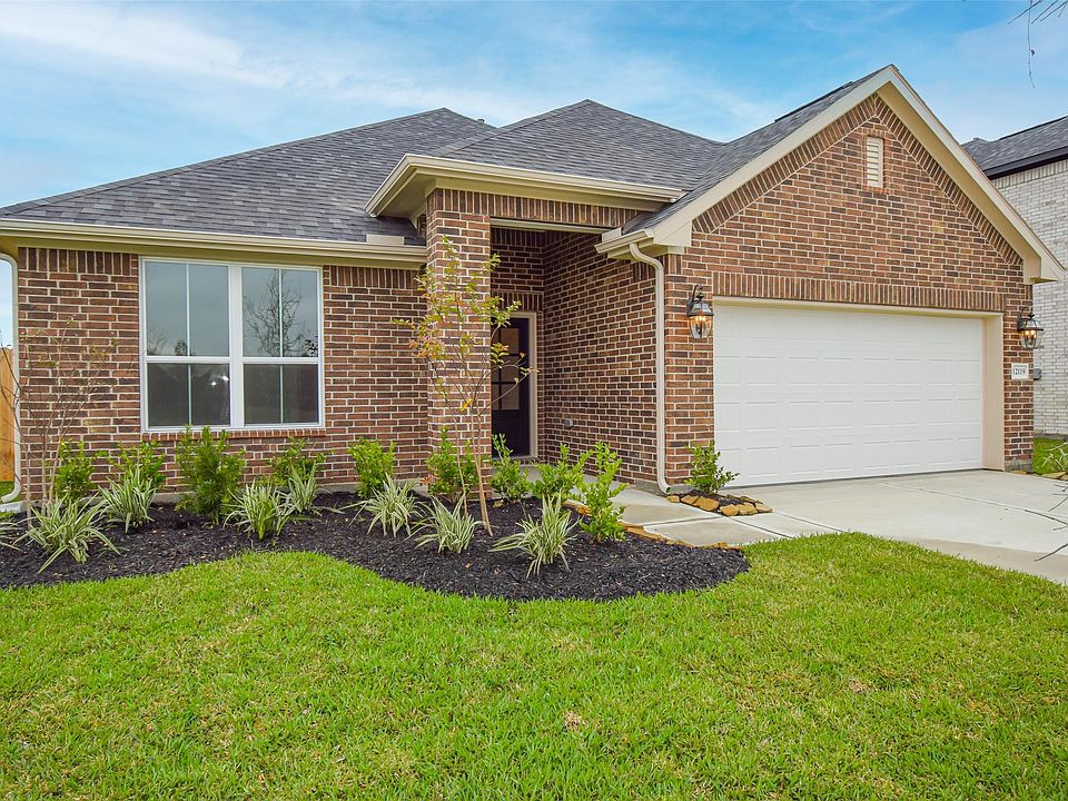 1st image of 12119 Champions Forest Dr