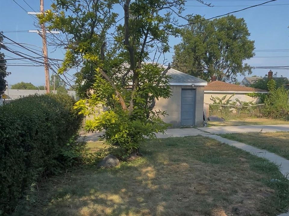 19301 Harned St, photo 12