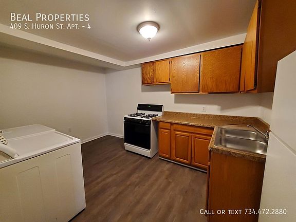 5th image of 409 S Huron St APT 4