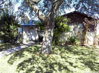 610 Farel Cir, Uvalde, TX 78801