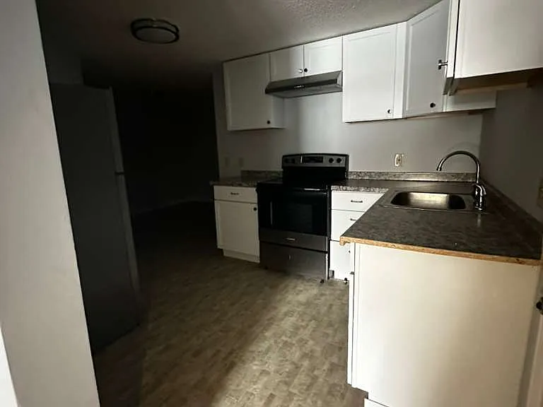 24 North St #1B — Photo 2