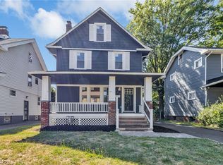 940 Nela View Rd, Cleveland, OH 44112