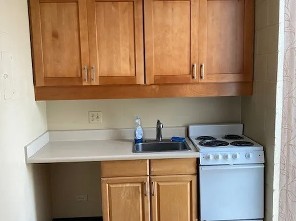 2649 Varsity Pl APT 304, Honolulu, HI 96826