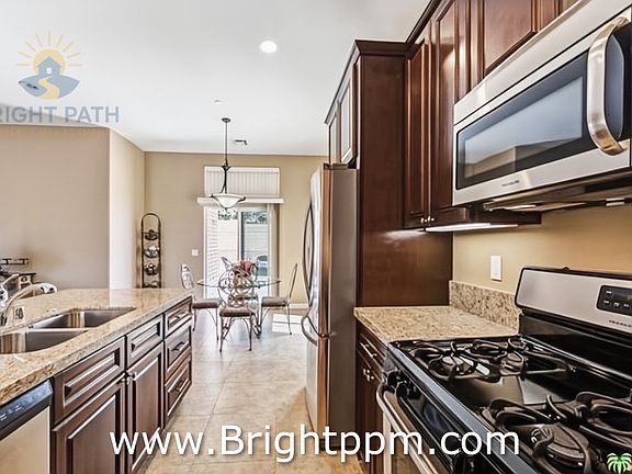 3rd image of 12580 Maui Way
