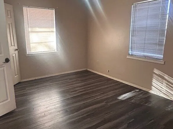 806 Cox Rd, Lufkin, TX 75904