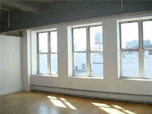 Rented by R New York | media 31