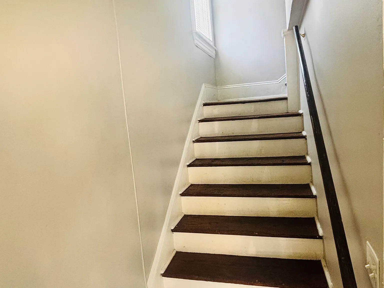 3 bed, 861 sqft, $1,195 — Photo 2