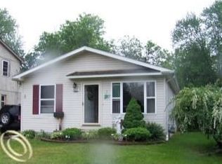 5877 Janet St, Taylor, MI 48180