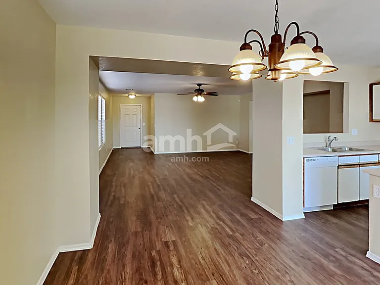 242 S Valle Verde — Photo 5