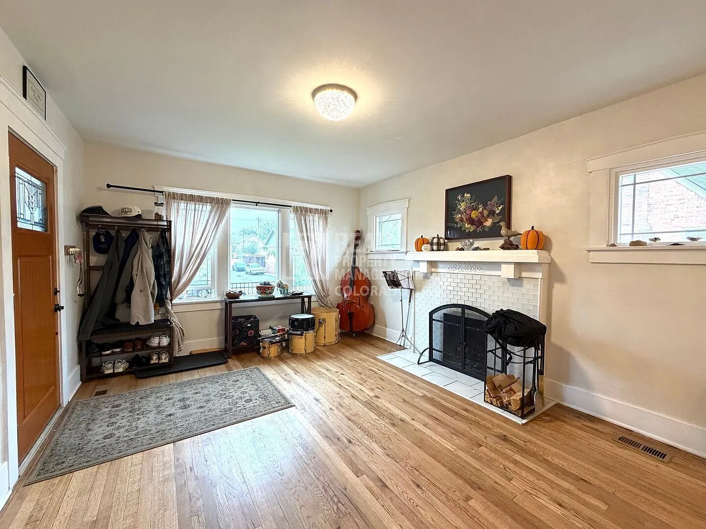 Charming Wash Park West Home with Finished Basement, Solar Panels & Private Backyard Oasis — Photo 2