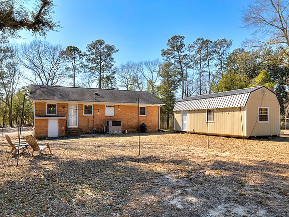 5th image of 2345 Danny St