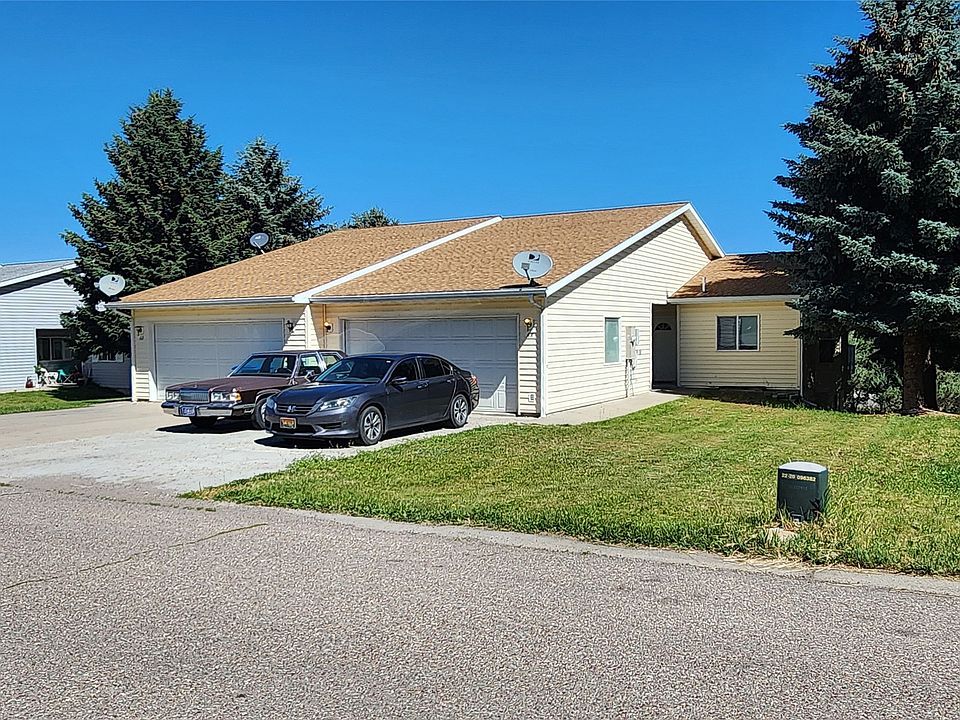 1st image of 6 A Ave #A & B