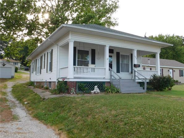 Hillsboro Il Single Family Homes For Sale 13 Homes Zillow