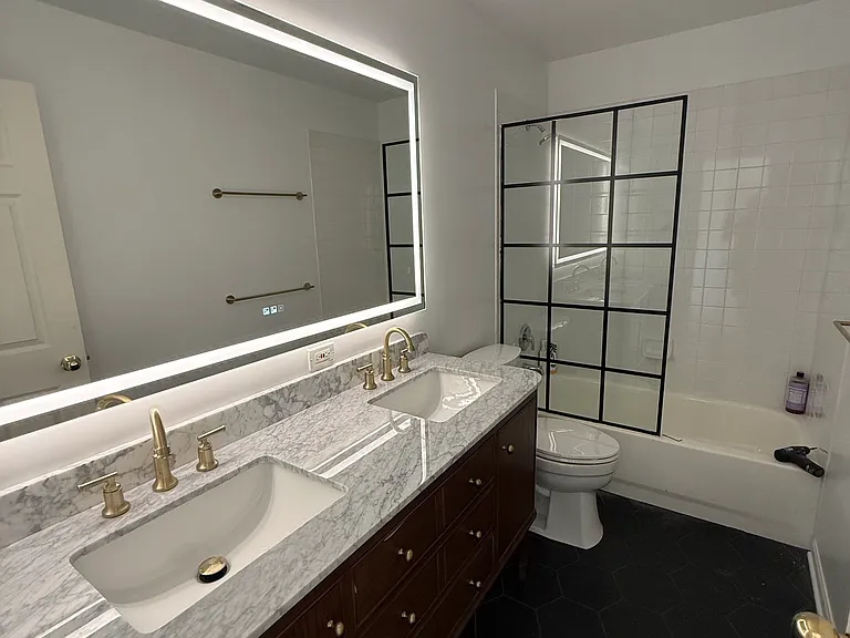 579 Windett Ln — Photo 8
