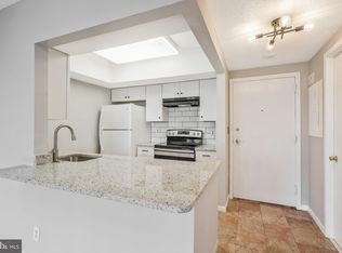 5505 Seminary Rd APT 813N, Falls Church, VA 22041