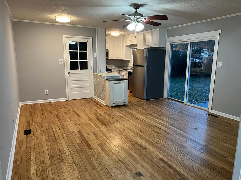 6606 Bonnie Bell Ln — Photo 9
