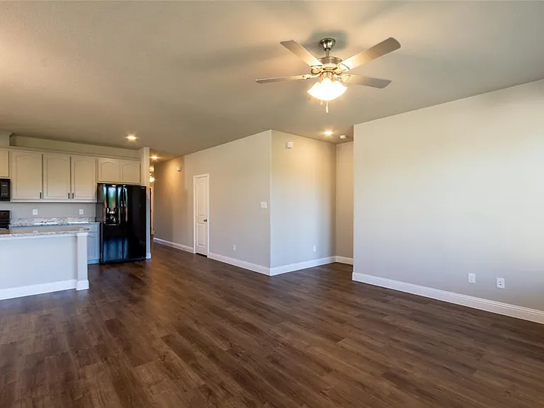 405 Stoneridge Dr — Photo 21