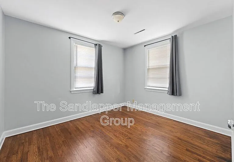 1520 Sutton St — Photo 9