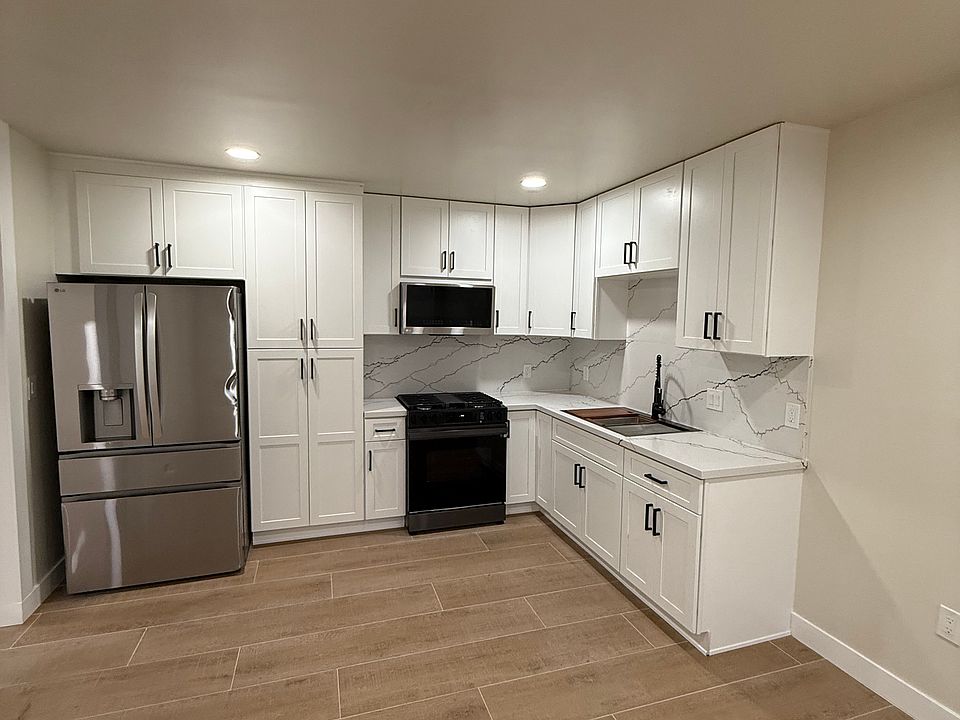 1st image of 1355 Spruce St #1357