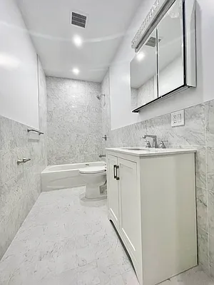 Rented by City Connections Realty | media 42