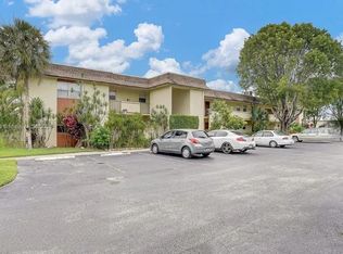 5545 Lakewood Cir N APT 415, Margate, FL 33063