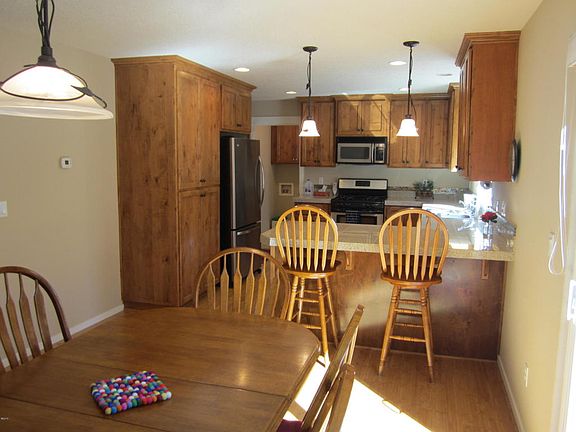 5th image of 1410 SE 2nd Pl