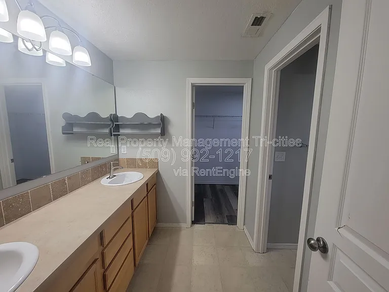 8013 W 5th Ave — Photo 13