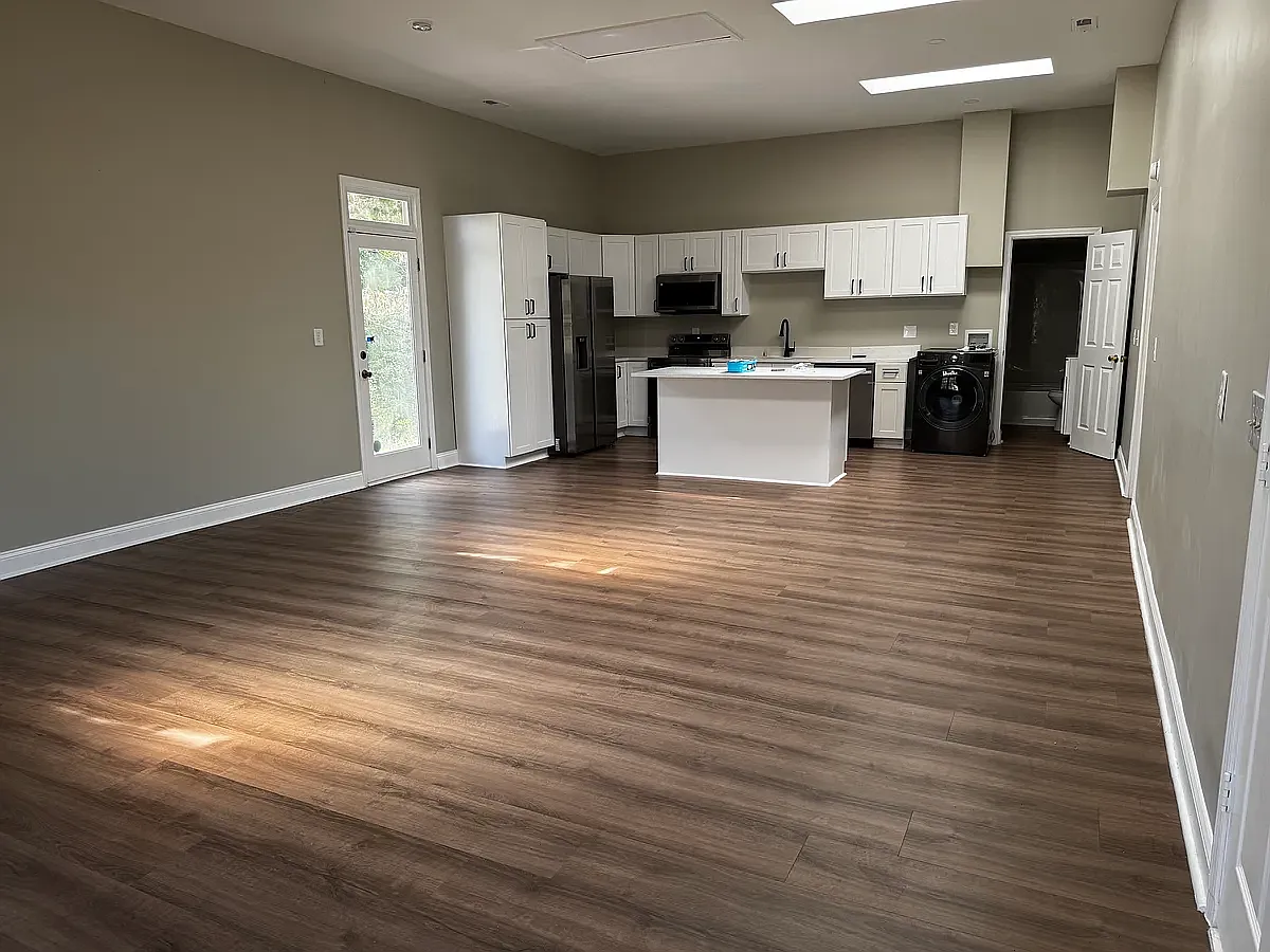 2 bed, 1200 sqft, $1,499 — Photo 3