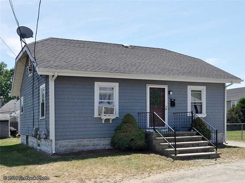 2nd image of 36 Cedar Ave