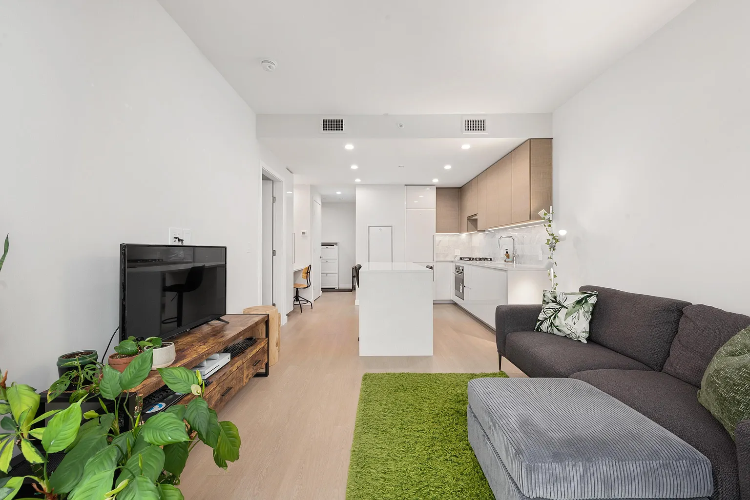 2186 Gilmore Ave N #1301 photo 1