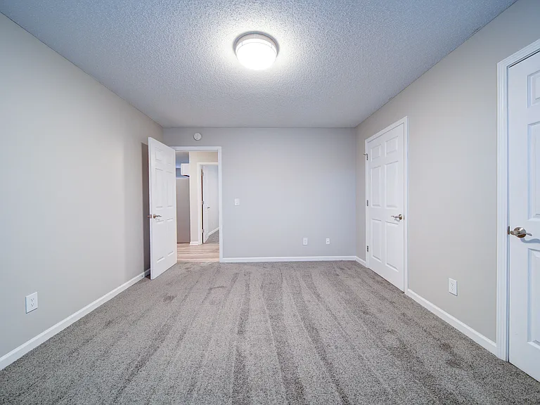 Summers Run Apartments — Photo 34