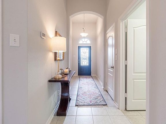 3rd image of 4809 Tascosa Ln