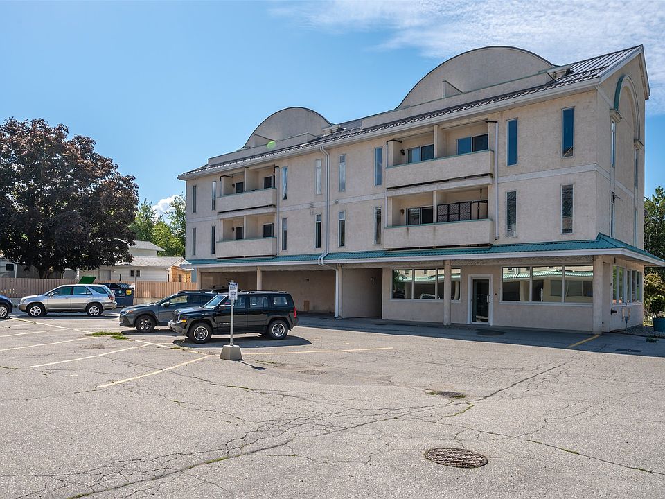 1st image of 1135 Main St #3