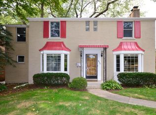 8532 Kedvale Ave, Skokie, IL 60076