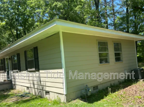 1308 Airport Ln SW, Bessemer, AL 35022