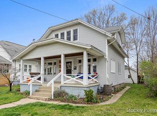 823 Webster St NW, Grand Rapids, MI 49504