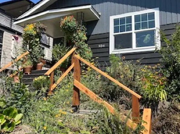 934 Martin Luther King Jr Way #B, Seattle, WA 98122