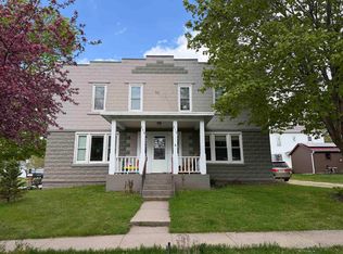 210 Park Ave, Strawberry Point, IA 52076