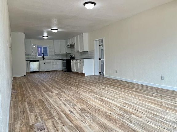 4th image of 1302 N Joplin Ave