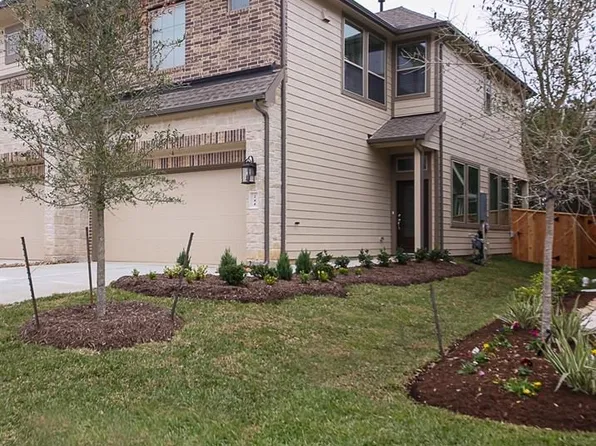 244 S Spotted Fern Dr, Montgomery, TX 77316