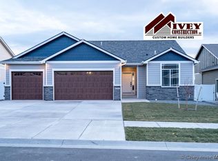 5609 Opal Dr, Cheyenne, WY 82009