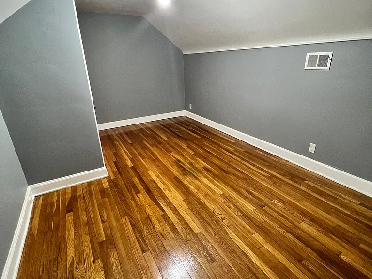 Neff Rd — Photo 15