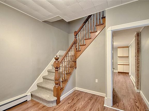 5th image of 115 S Montgomery St